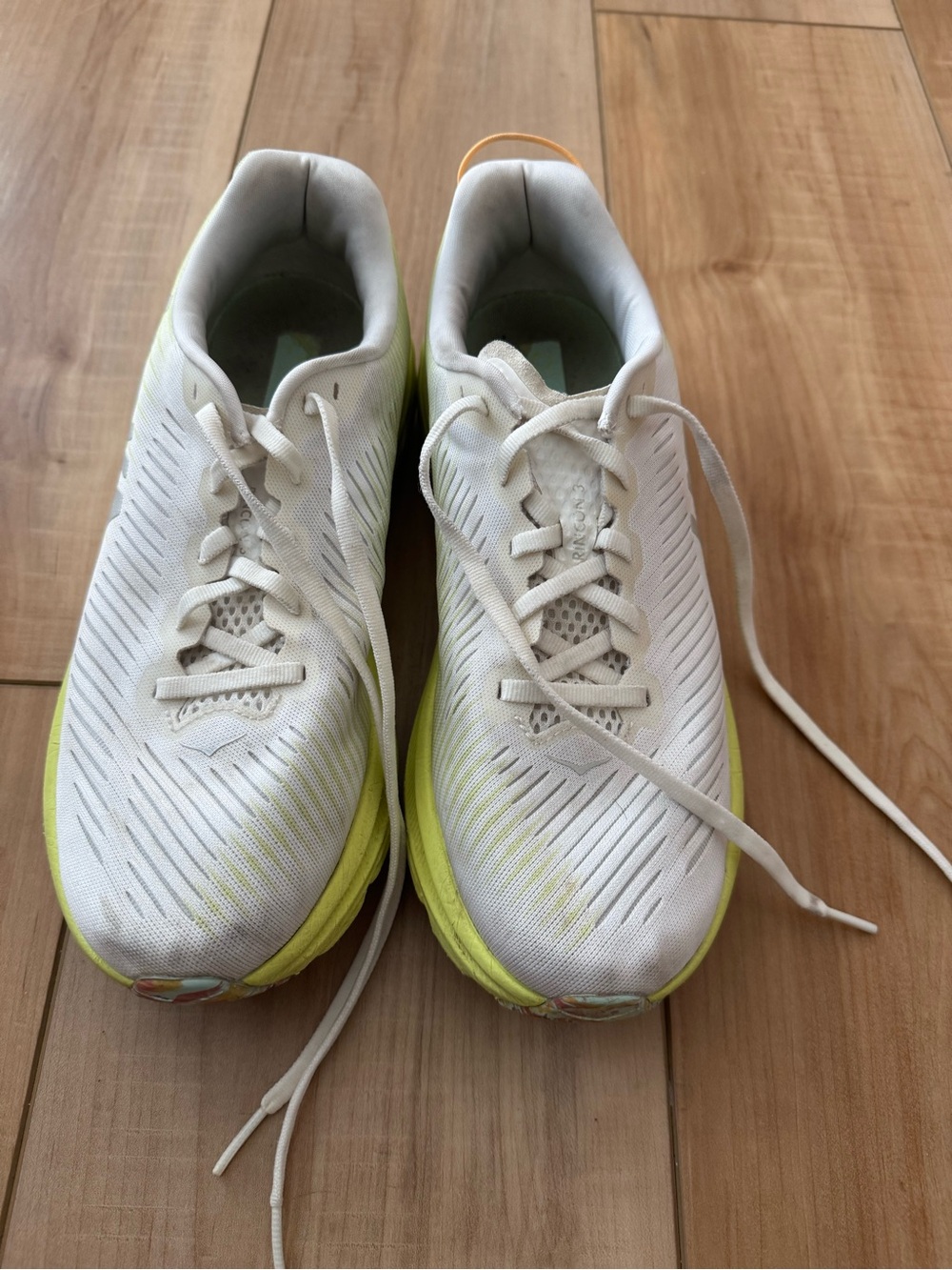 Hoka - Women’s Rincon 3 Running Shoes - Size 7.5 - Picture 2 of 7